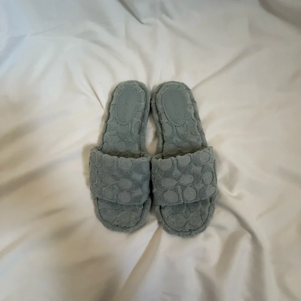 Coach Textured Slippers in Soft Gray - Picture 3 of 6
